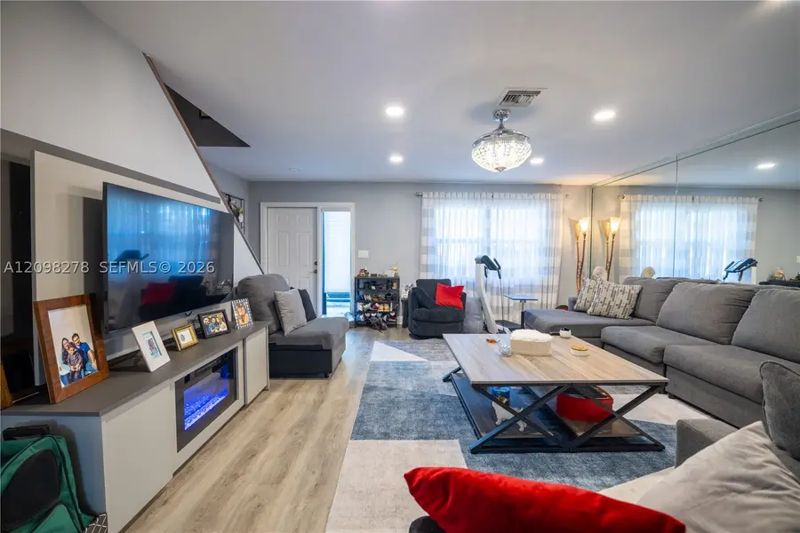 898 NW 47th, Deerfield Beach, FL 33064 - #2