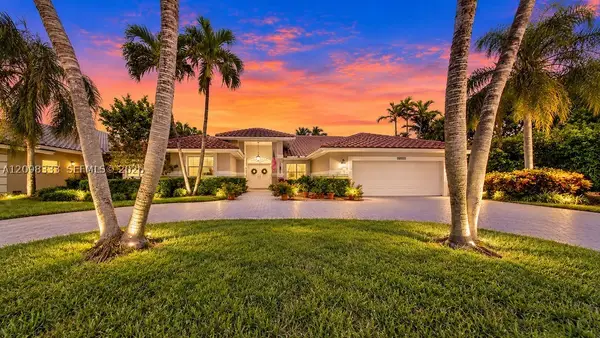 10071 NW 7th, Plantation, FL 33324