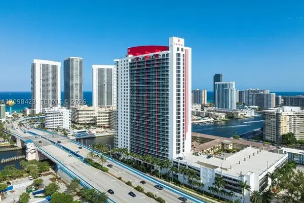 2602 E Hallandale Beach #R2203, Hallandale, FL 33009