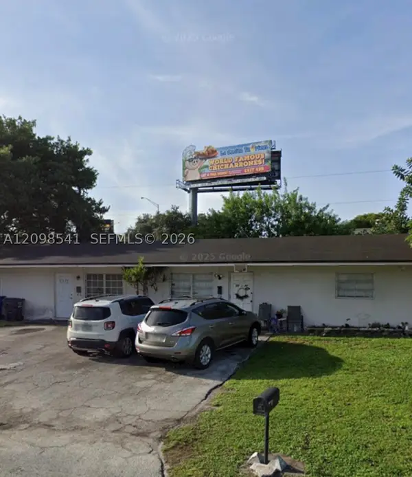 6230 Grant, Hollywood, FL 33024