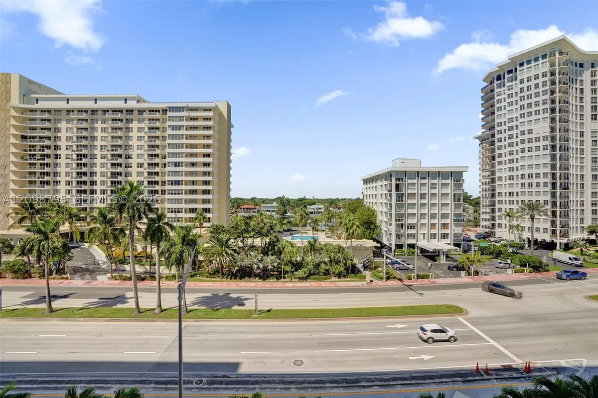 5601 Collins #620, Miami Beach, FL 33140 - #1