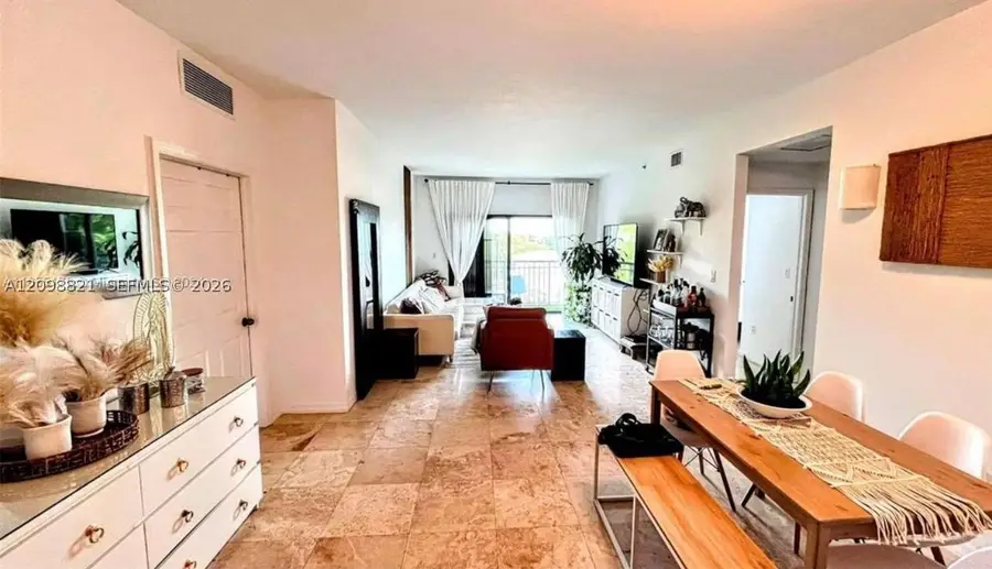 Address Withheld By Seller, Miami, FL 33145 - #3
