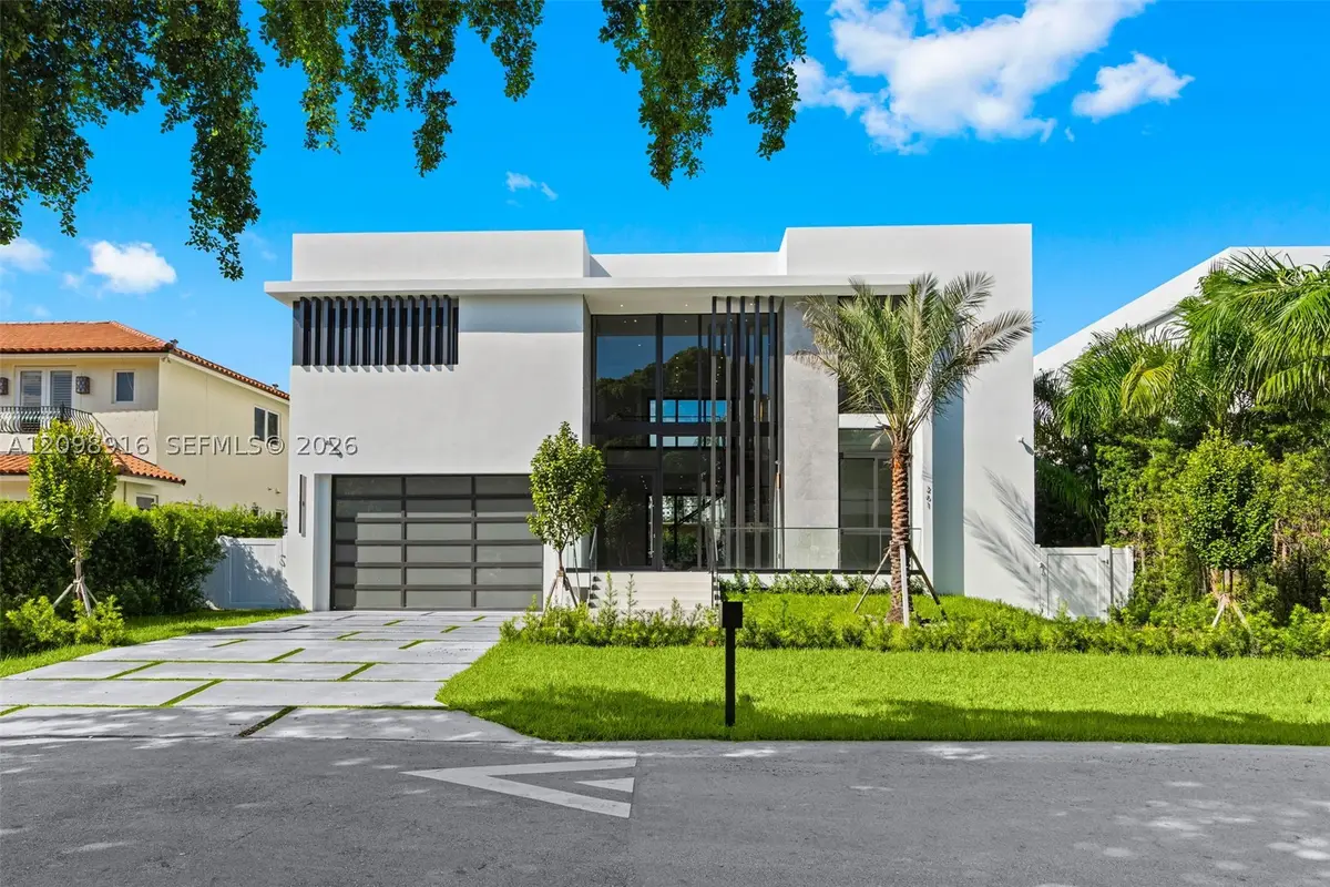 261 189th, Sunny Isles Beach, FL 33160 - #1