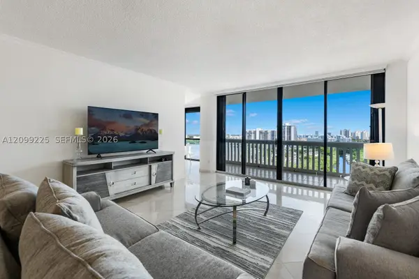 2000 Island #1710, Aventura, FL 33160