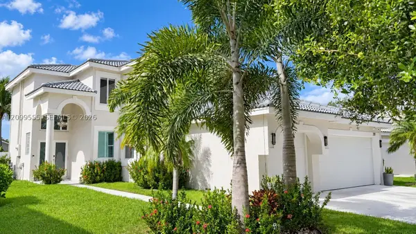212 SW 179th, Pembroke Pines, FL 33029
