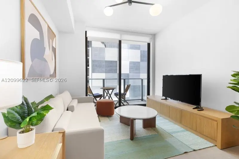11 NE 6th #510, Miami, FL 33132 - #1