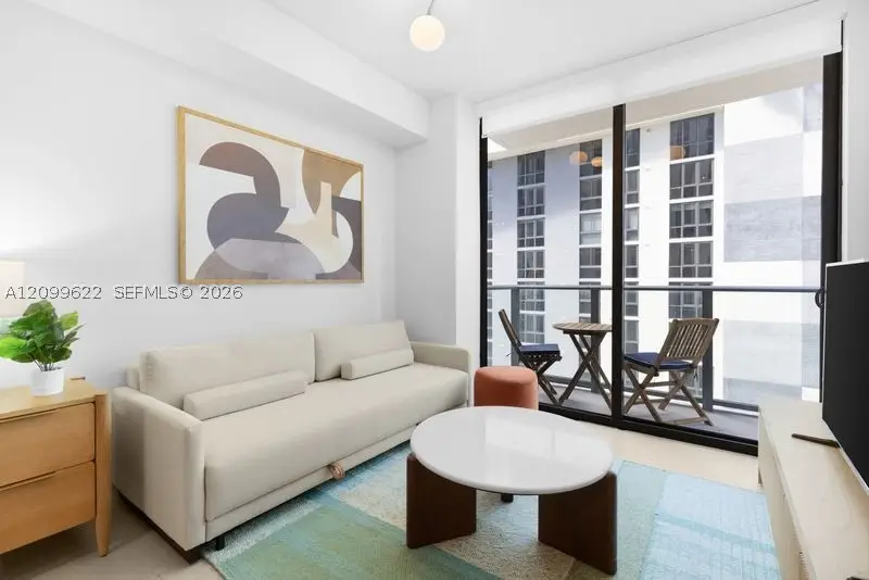 11 NE 6th #510, Miami, FL 33132 - #2