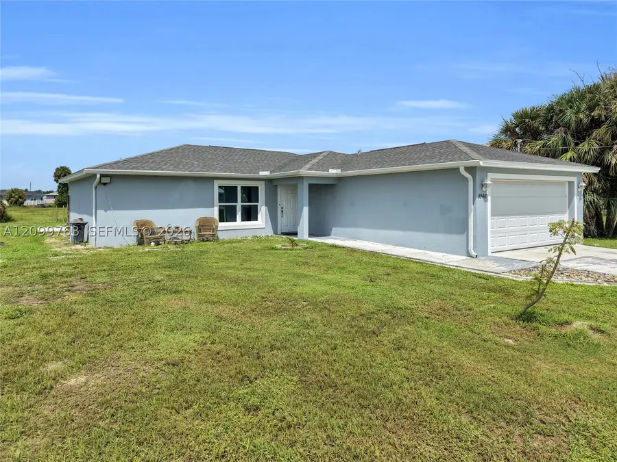 1046 Saturn, Port Labelle, FL 33945 - #2