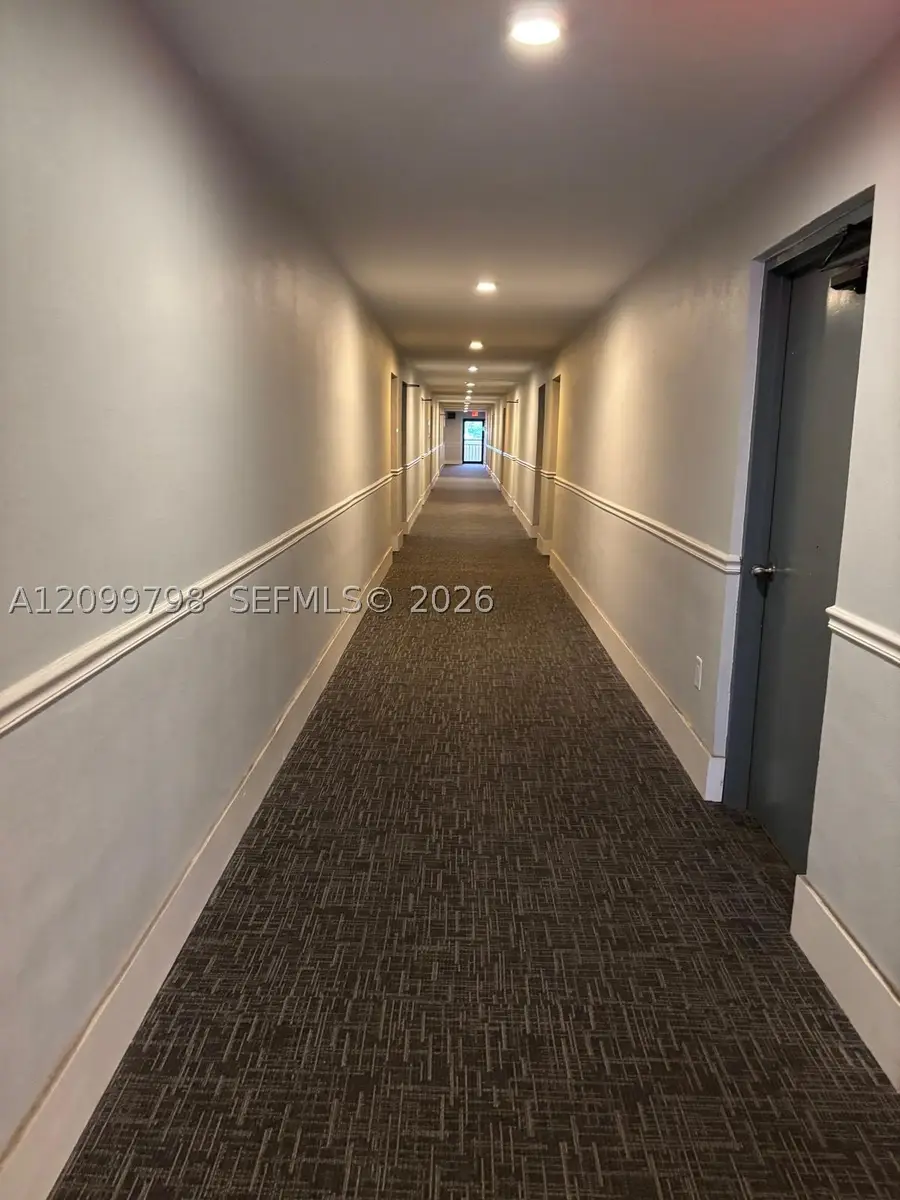 9022 NE 8th #3R, Miami Shores, FL 33138 - #3