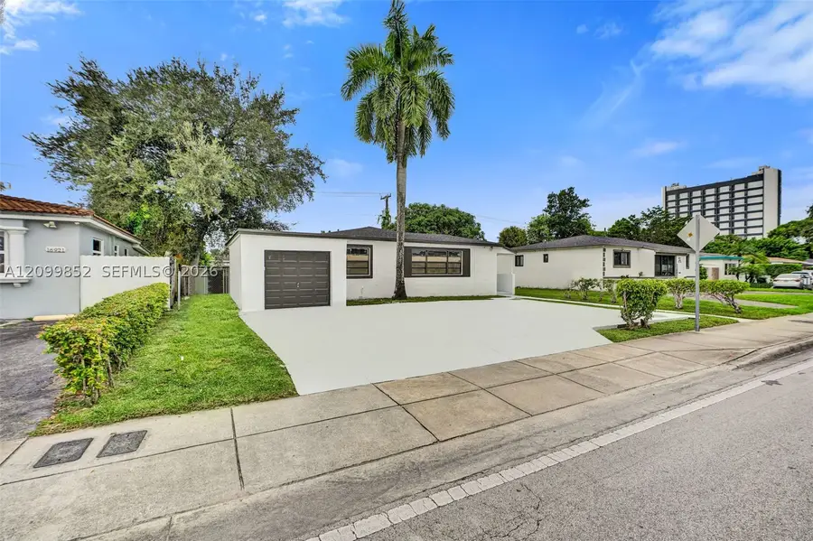 16911 NE 6th, North Miami Beach, FL 33162 - #3