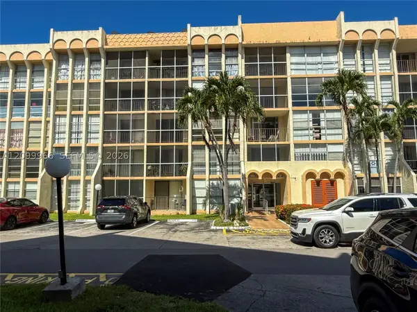 601 Three Islands #117, Hallandale, FL 33009