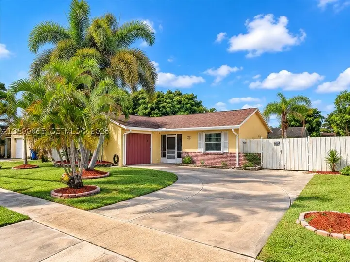 1063 Concert, Royal Palm Beach, FL 33411 - #2