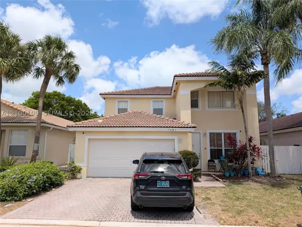 7683 NW 19th, Pembroke Pines, FL 33024