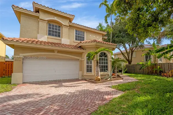 2010 NW 98th, Pembroke Pines, FL 33024
