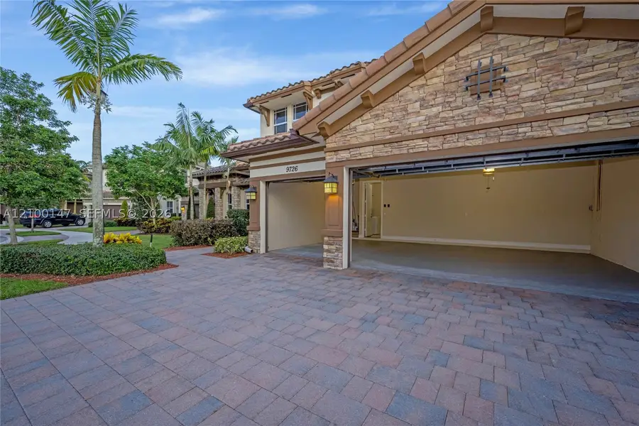2010 NW 98th, Pembroke Pines, FL 33024 - #2