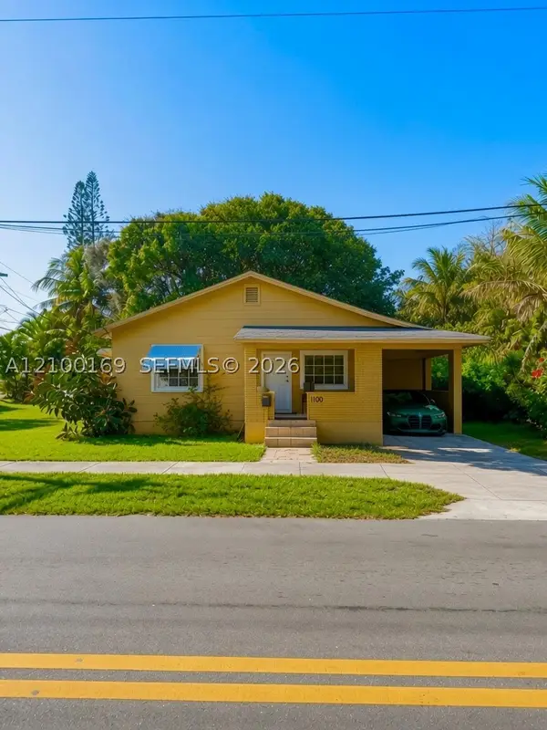 1100 N 24th, Hollywood, FL 33020