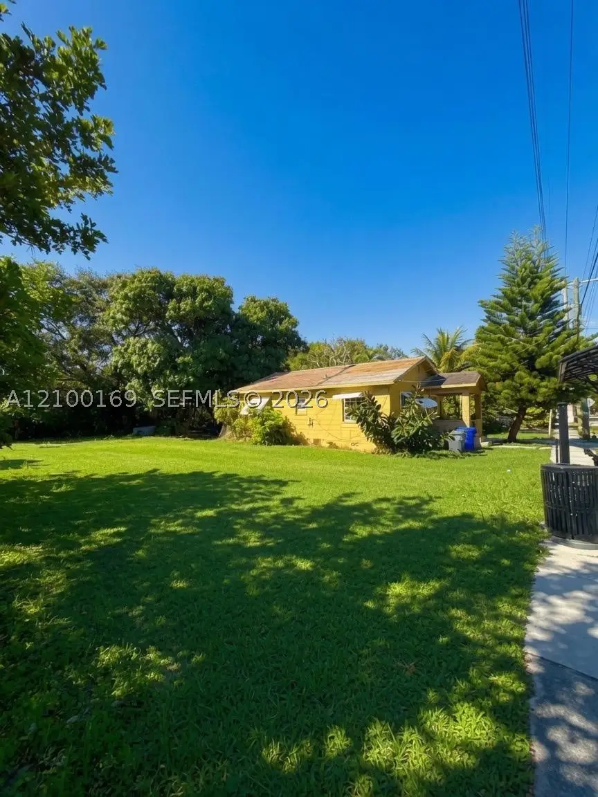 1100 N 24th, Hollywood, FL 33020 - #3