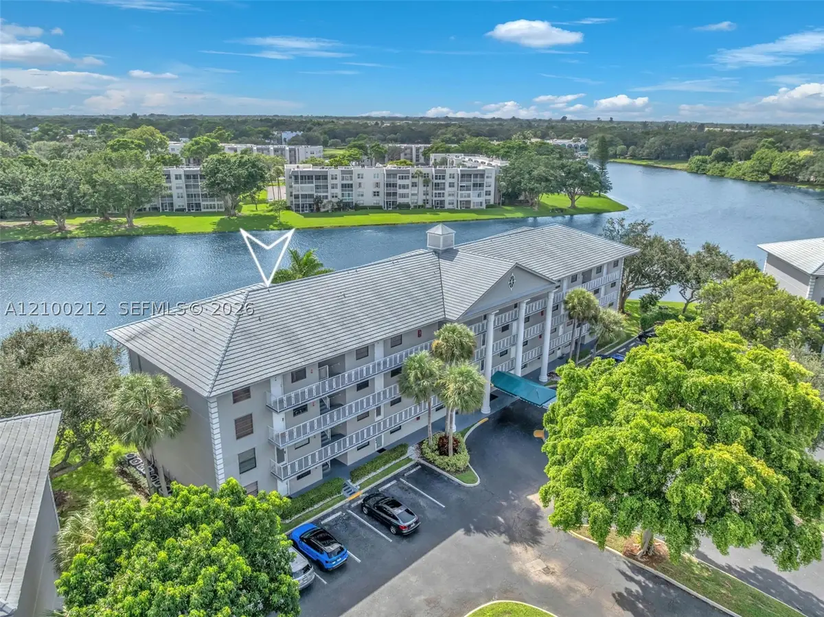 1530 Whitehall #302, Davie, FL 33324 - #1