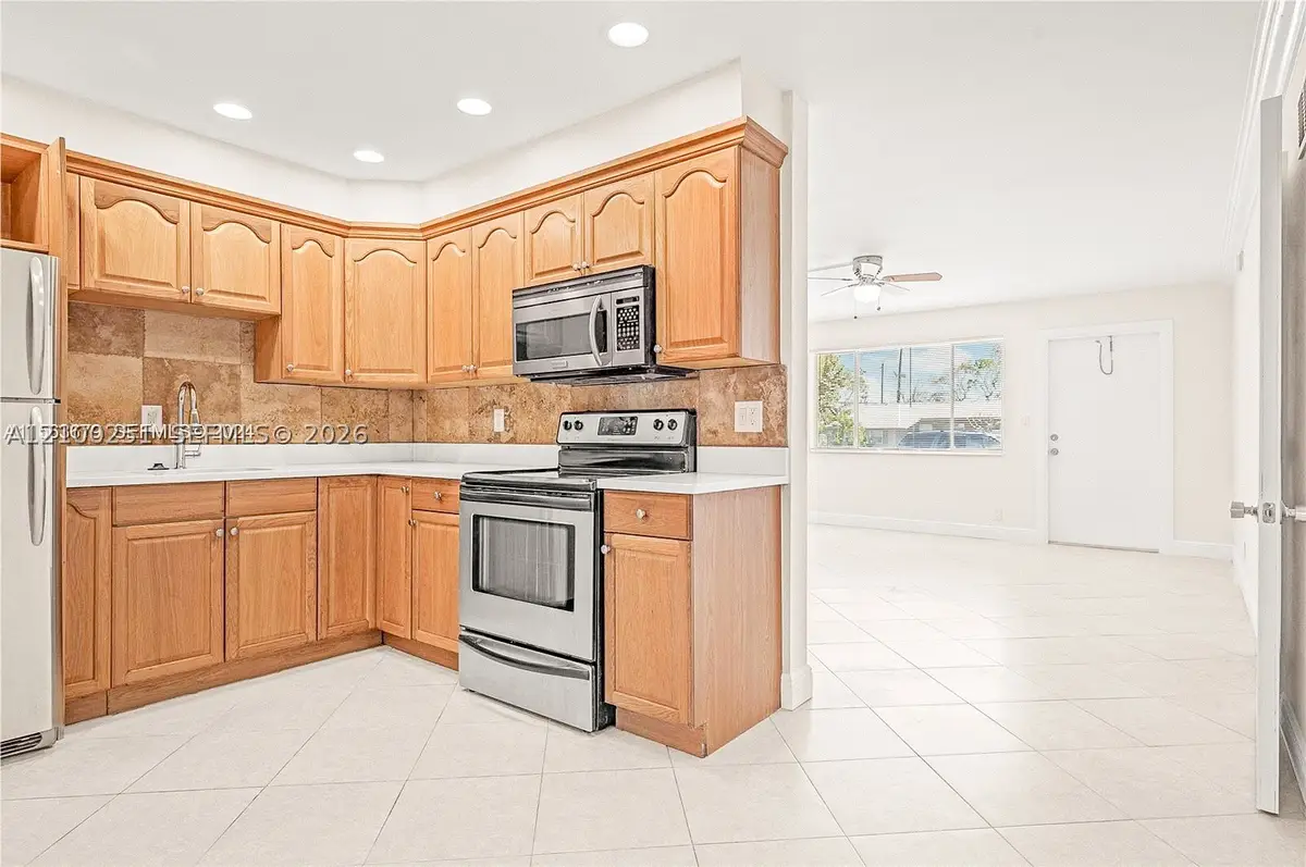 2175 NE 56th #110, Fort Lauderdale, FL 33308 - #1