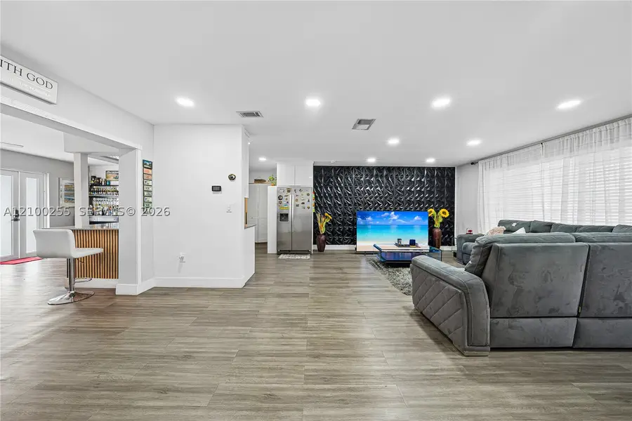 6451 Scott, Hollywood, FL 33024 - #2
