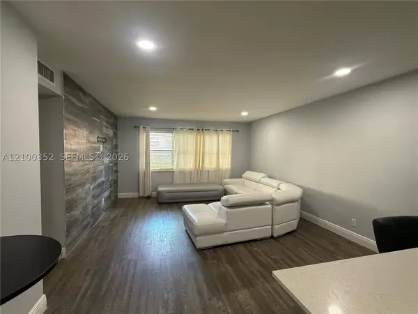 610 SE 2nd #L4, Deerfield Beach, FL 33441
