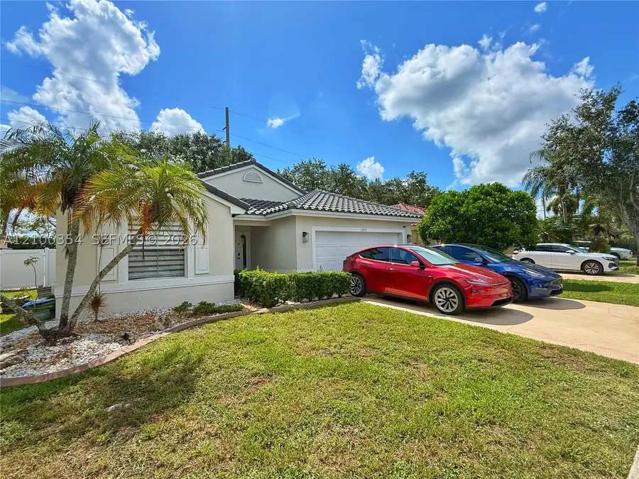 2411 NW 184th, Pembroke Pines, FL 33029 - #3