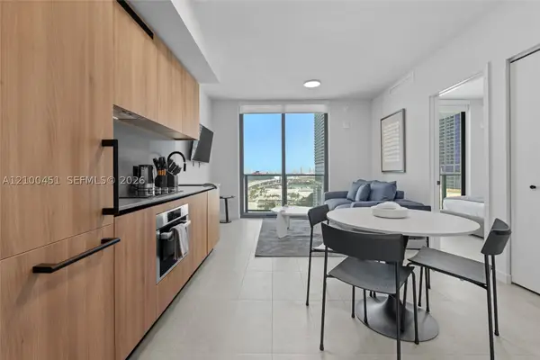 121 NE 5th #1813, Miami, FL 33132
