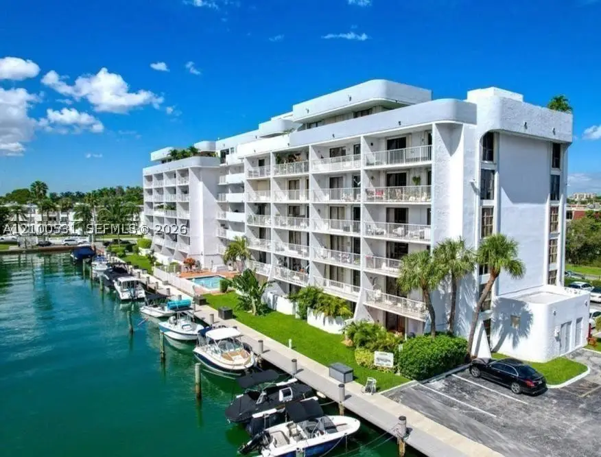 1650 NE 115th #402, Miami, FL 33181 - #1