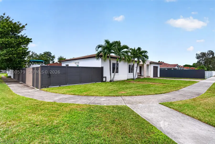 17990 SW 113th, Miami, FL 33157 - #3