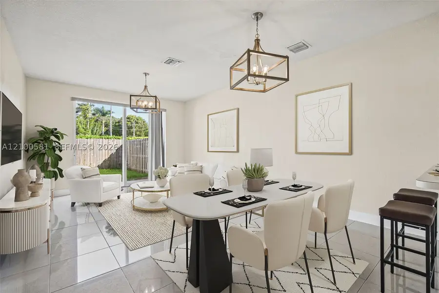 645 E Mowry, Homestead, FL 33030 - #3