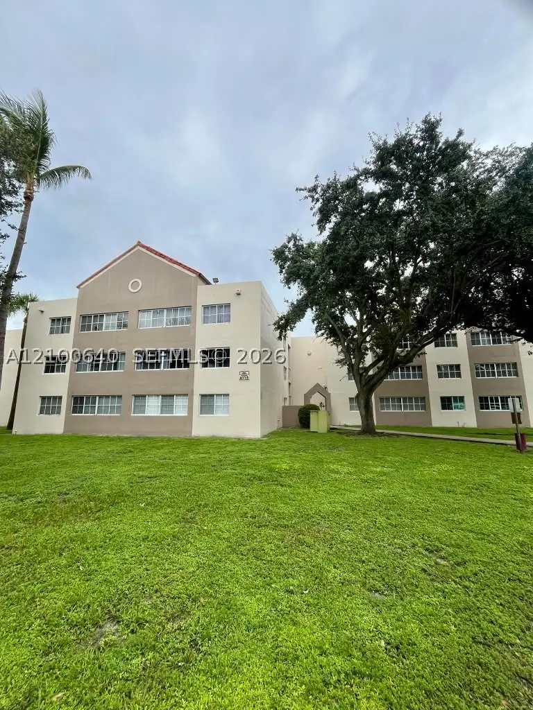 6115 NW 186th #301, Hialeah, FL 33015 - #2