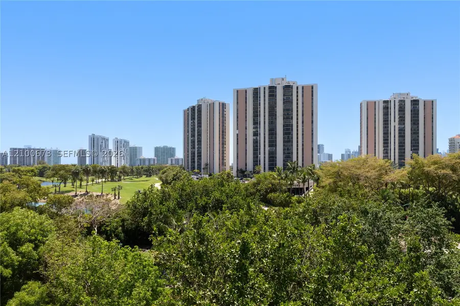 20400 W Country Club #605, Aventura, FL 33180 - #2