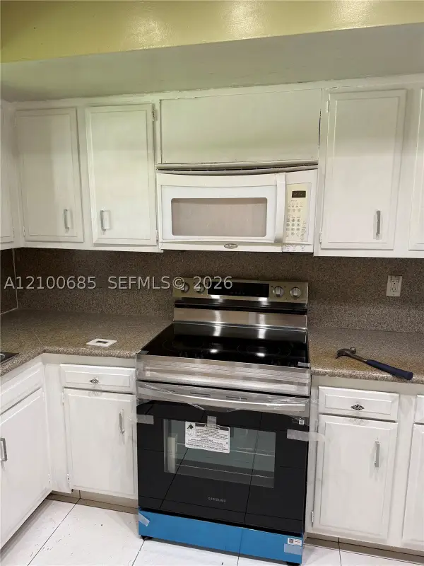 1420 SW 28th #6, Boynton Beach, FL 33426
