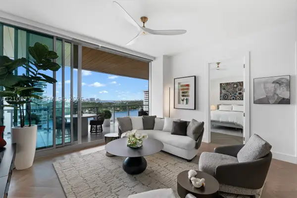 5775 Collins #1005, Miami Beach, FL 33140