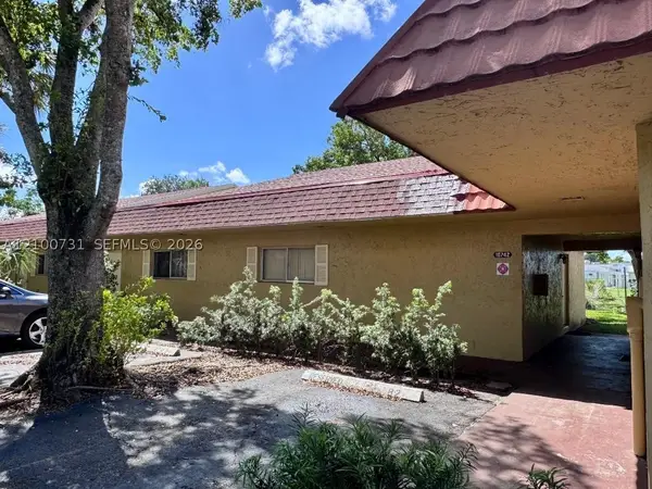 10742 La Placida #8-B1, Coral Springs, FL 33065