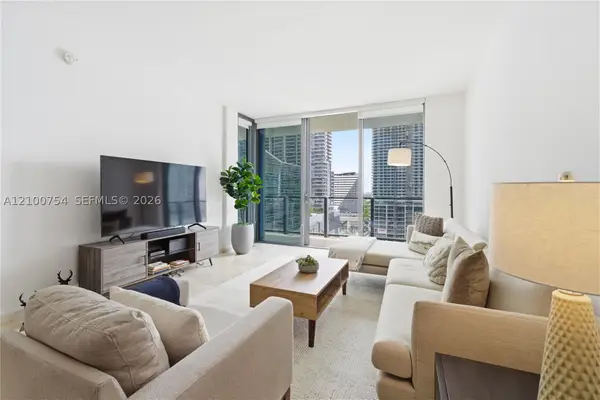 68 SE 6th #1106, Miami, FL 33131