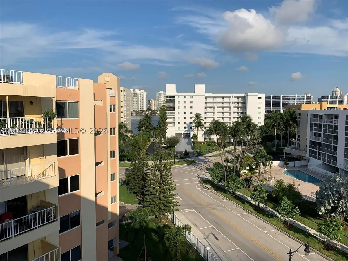 200 178th #702, Sunny Isles Beach, FL 33160 - #1