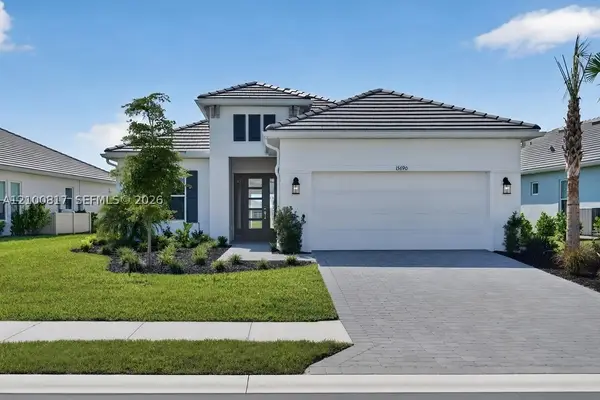 15690 Genova, Naples, FL 34114