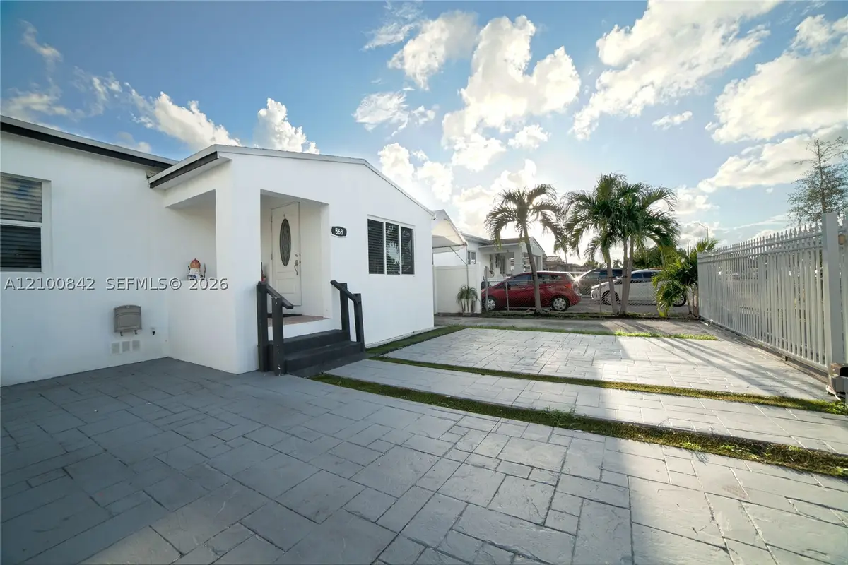 568 E 15th, Hialeah, FL 33010 - #1