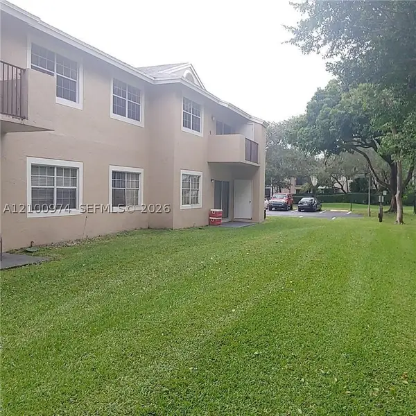 2451 NW 96th #21I, Pembroke Pines, FL 33024