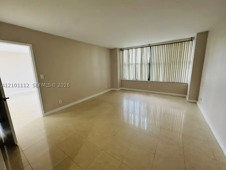 2500 Parkview #307, Hallandale, FL 33009 - #3