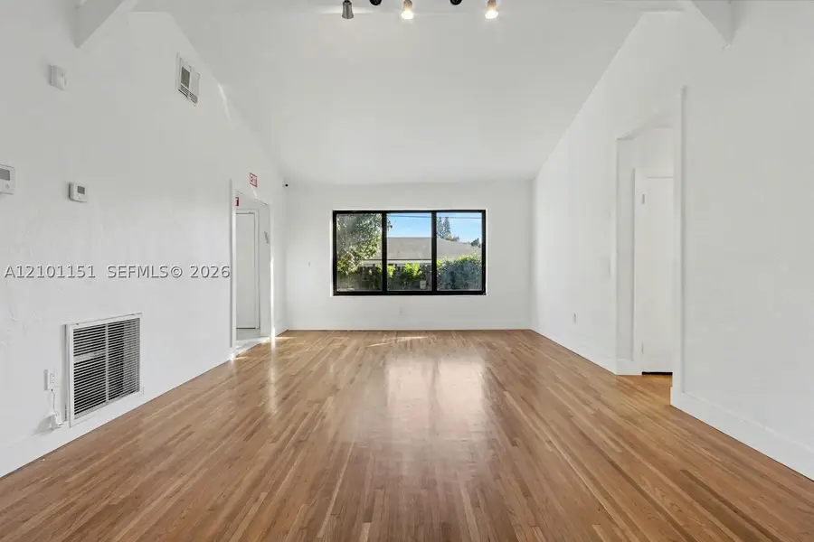 16901 NE 6th, North Miami Beach, FL 33162 - #3