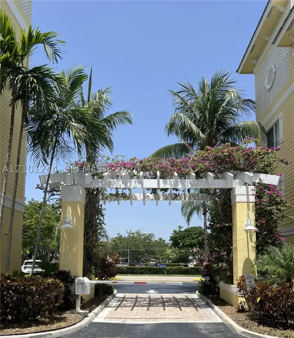 150 NE 15th #144, Fort Lauderdale, FL 33301