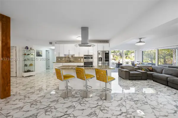 12599 NE 2nd, North Miami, FL 33161