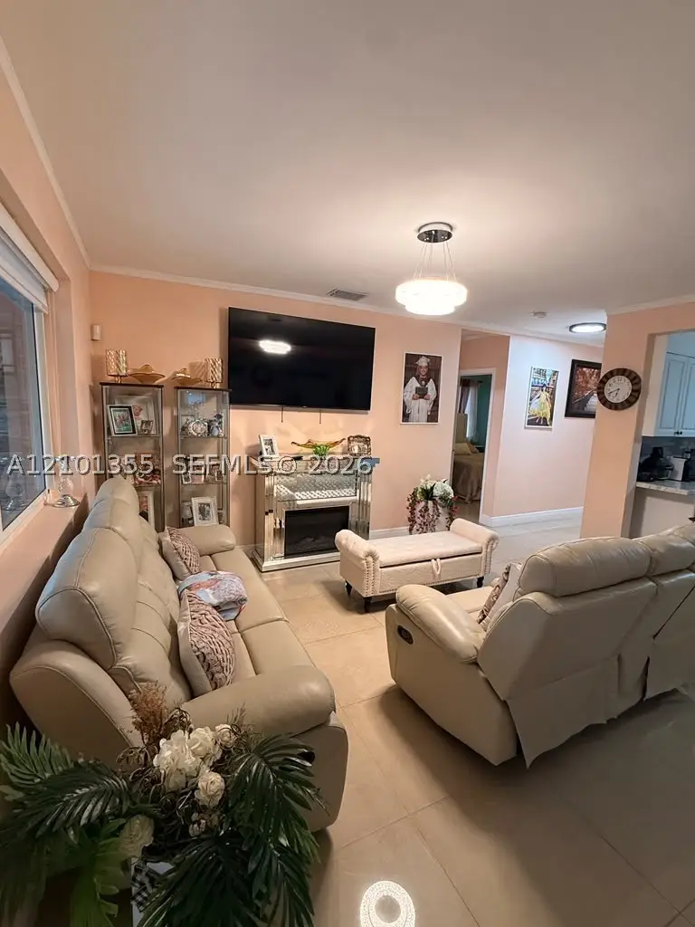 1290 NW 15th, Homestead, FL 33030 - #2