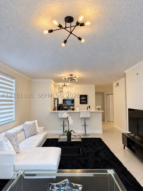 17145 N Bay #4412, Sunny Isles Beach, FL 33160