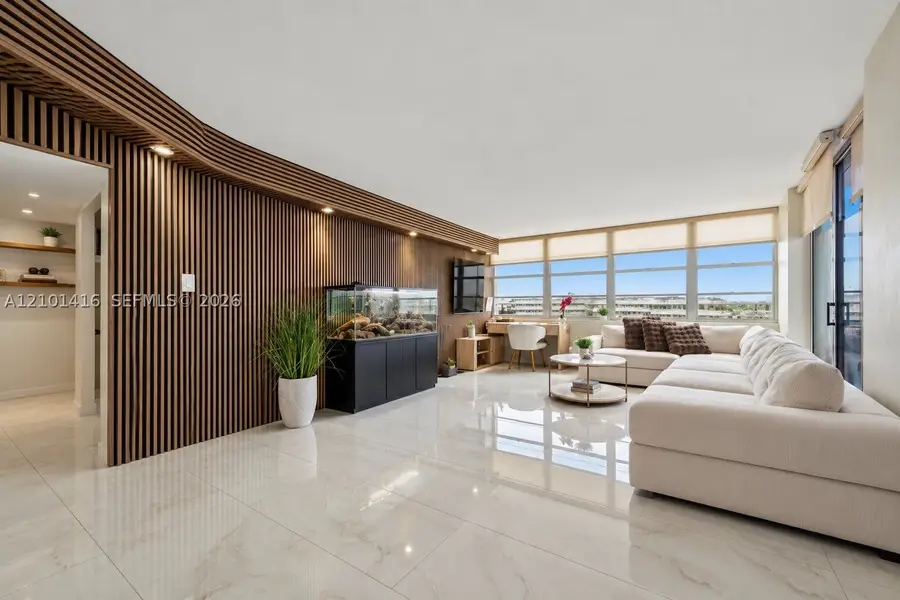 18011 Biscayne #505, Aventura, FL 33160 - #2