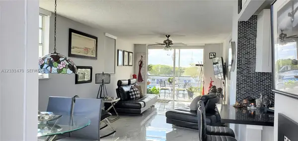 14165 SW 87th #D501, Miami, FL 33183
