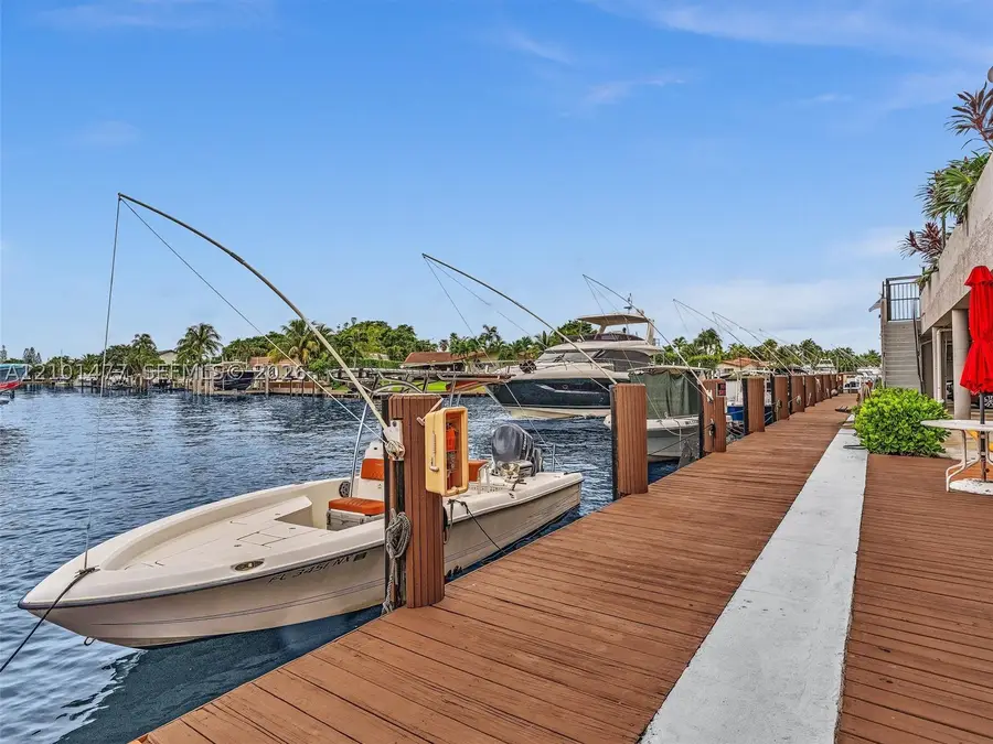 2500 NE 135th #C502, North Miami, FL 33181 - #3