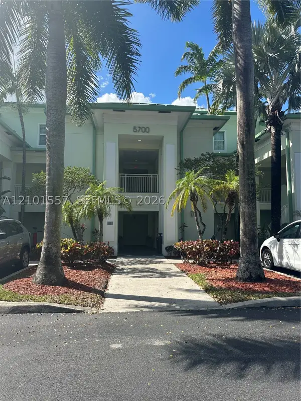 5300 NW 87th #1007, Doral, FL 33178